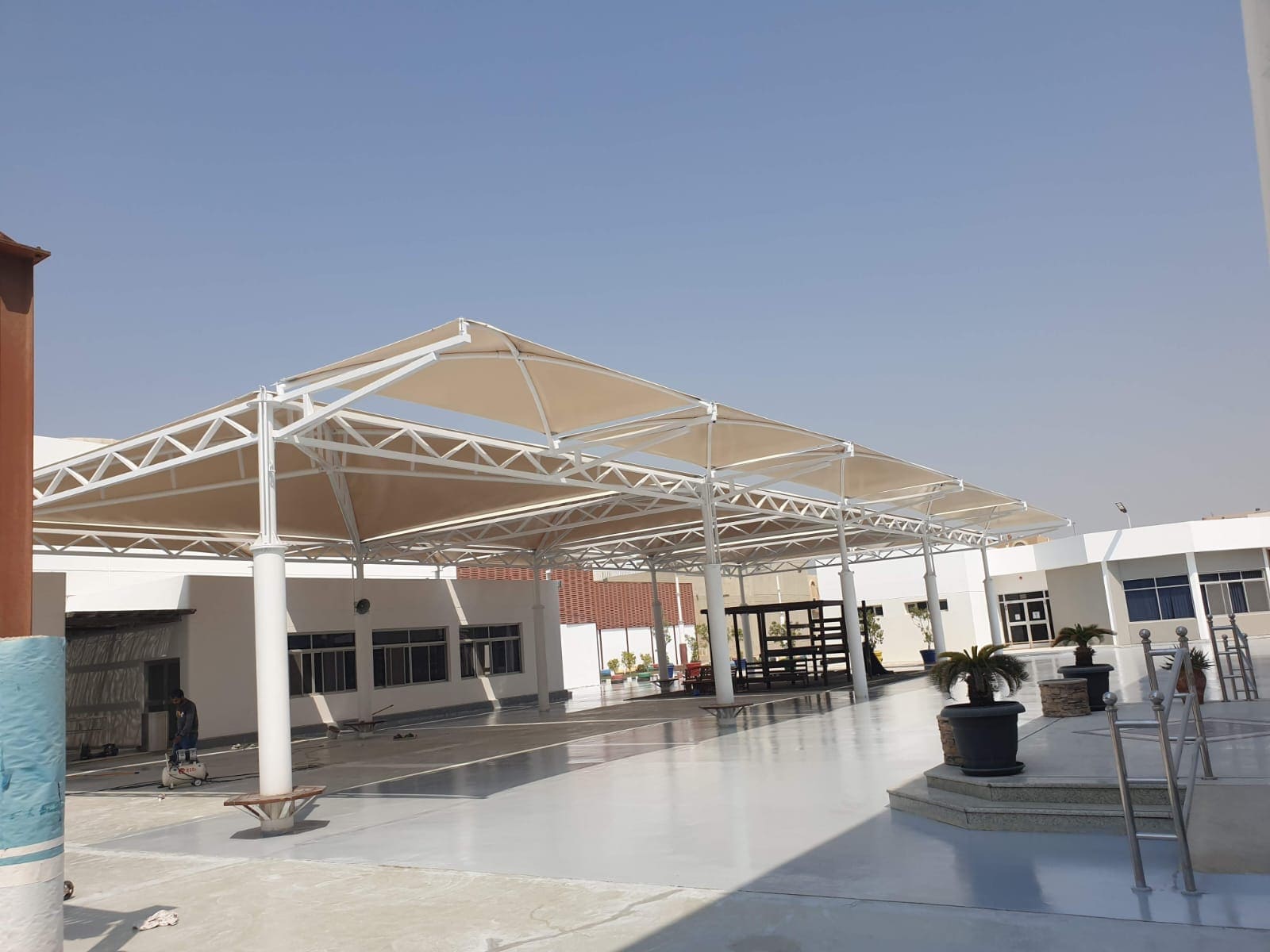 مظلات مواقف سيارات الرياض